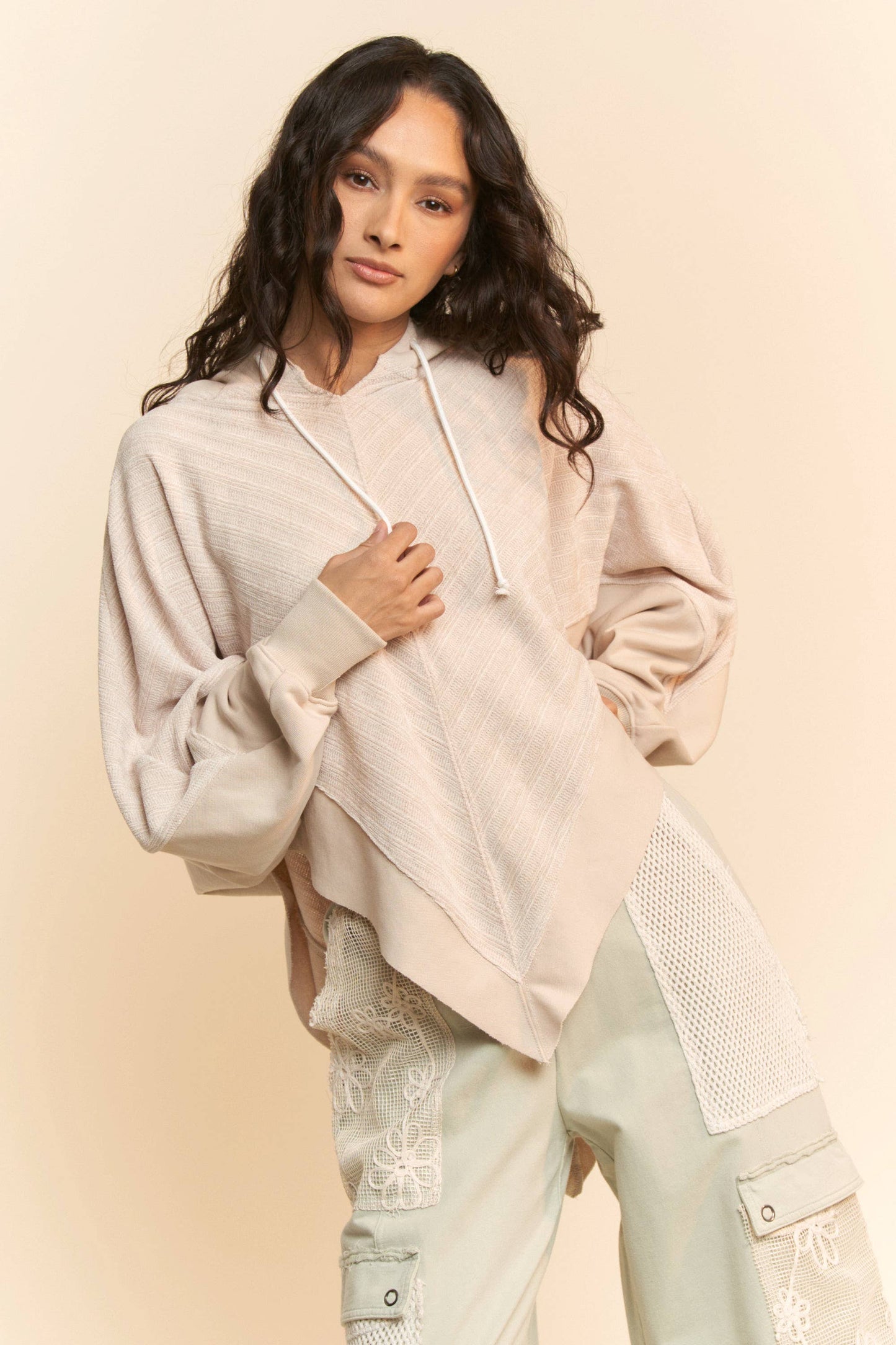 POINTED BOTTOM HEM FRENCH TERRY HOODIE TOP