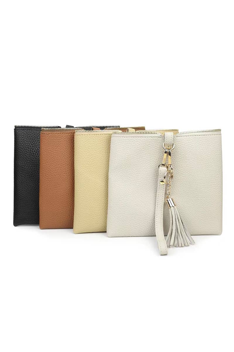 PYRAMID SHAPE TASSEL WRISTLET BAG