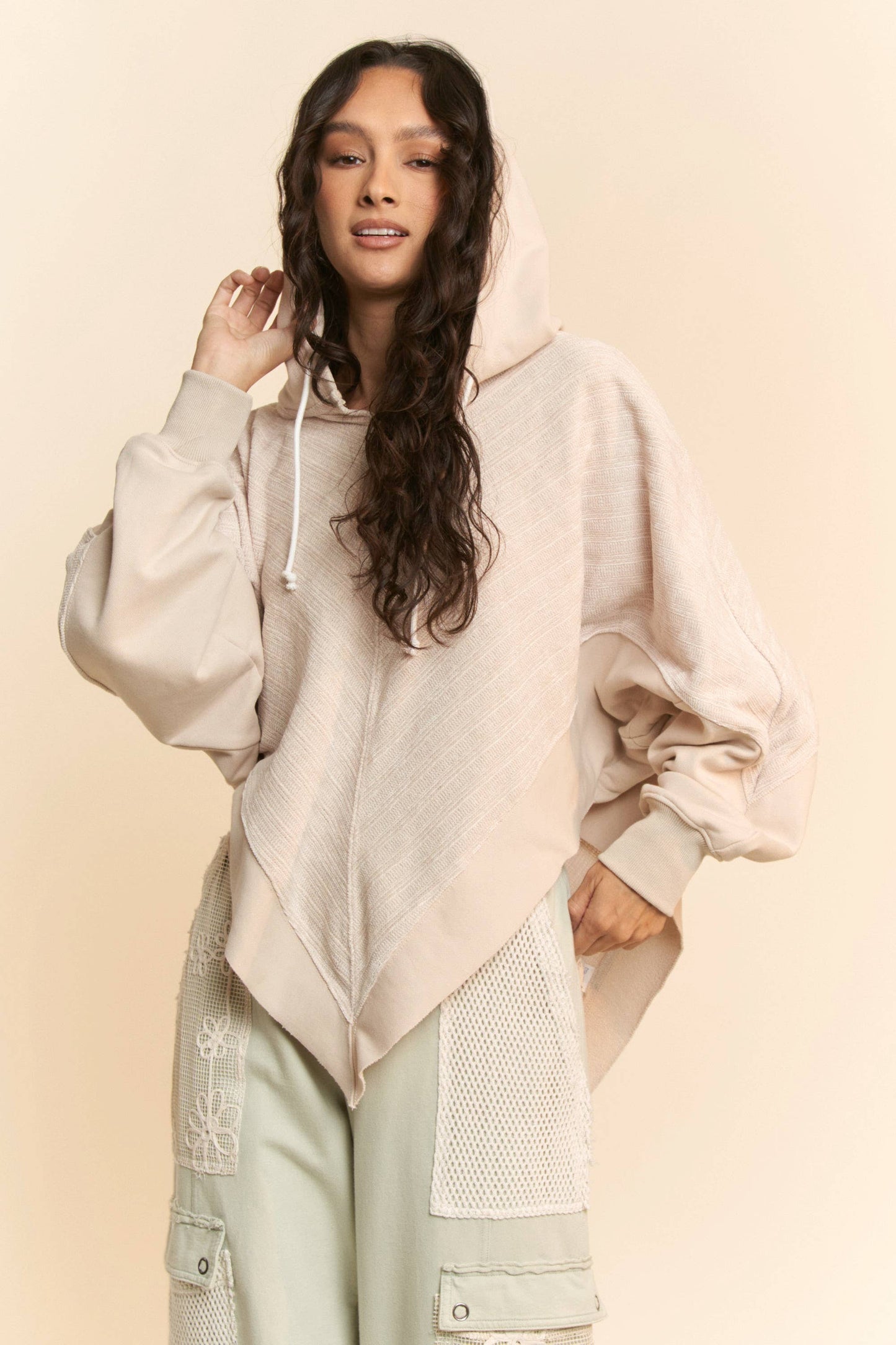 POINTED BOTTOM HEM FRENCH TERRY HOODIE TOP