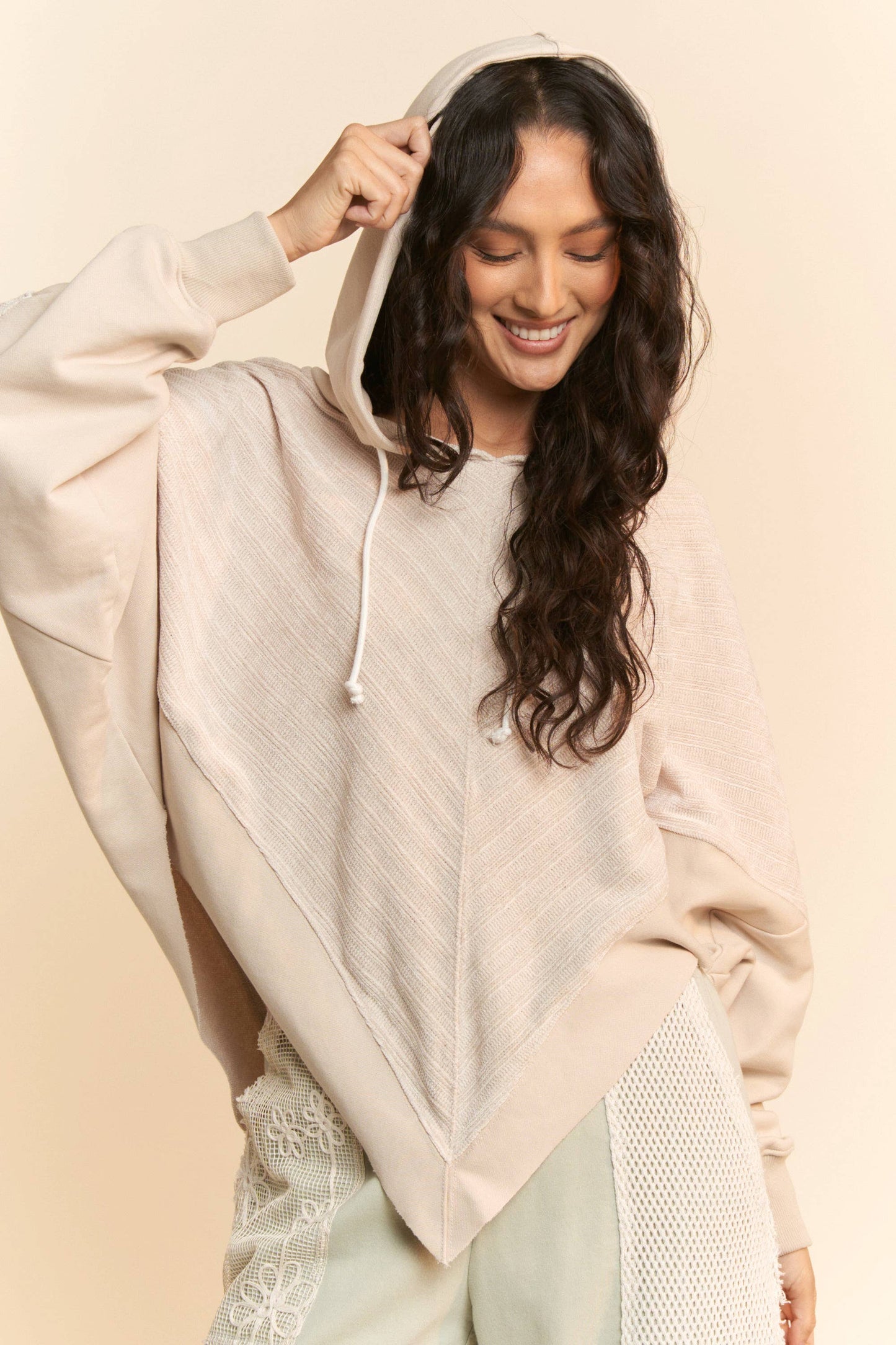 POINTED BOTTOM HEM FRENCH TERRY HOODIE TOP